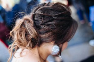 coiffure femme mariage cheveux longs