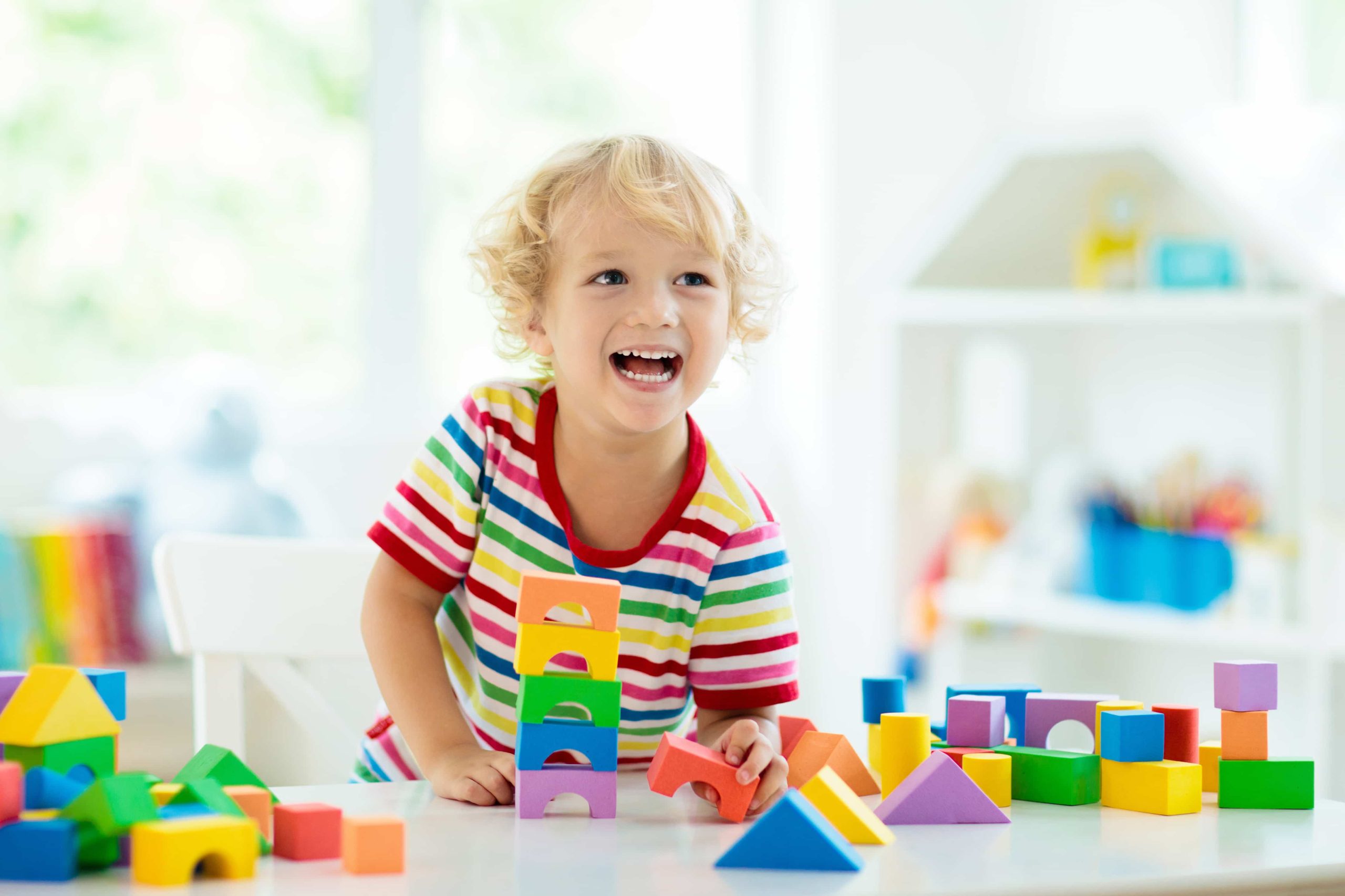 Idées et Règles des Meilleurs Jeux pour les Enfants de 18 Mois !