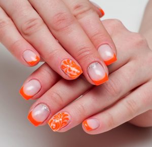 nail art orange