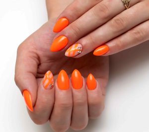 nail-art-orange