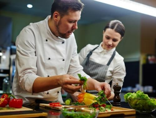 Découvrez le CAP Cuisine à distance d'Espace Concours.