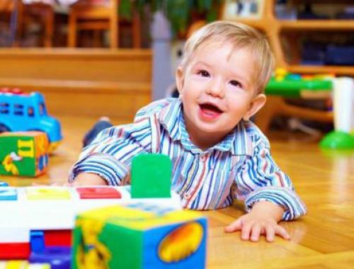 Suivez la formation au CAP Accompagnant Educatif Petite Enfance (CAP AEPE) par correspondance d'Espace Concours.