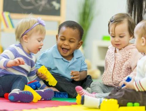 Préparez-vous au nouveau CAP Petite Enfance, le CAP Accompagnant Educatif Petite Enfance (CAP AEPE) avec Espace Concours.