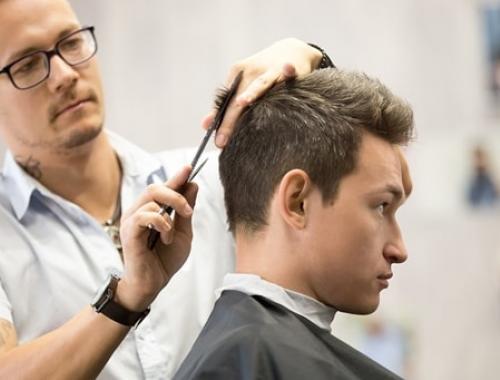 Suivez le CAP Coiffure à distance avec Espace Concours.