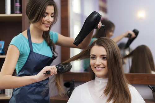 suivez notre préparation au CAP Coiffure en candidat libre ou de façon traditionnelle par correspondance