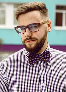 Vous souhaitez savoir comment porter la barbe et la moustache, suivez la formation au CAP Coiffure d'Espace Concours.