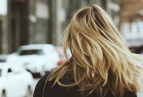 Suivez la formation au CAP Coiffure à distance d'Espace Concours.