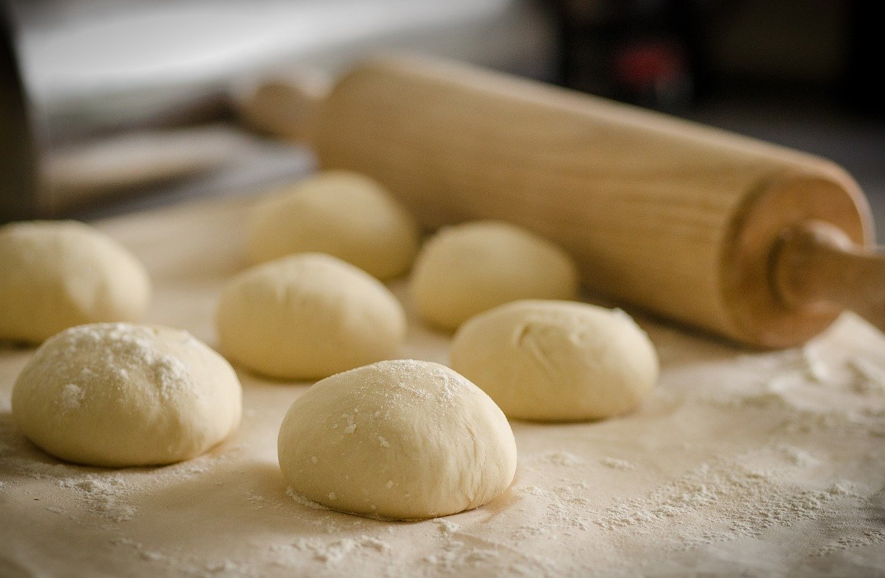 Des pâtes servant à la conception de pâtisseries.