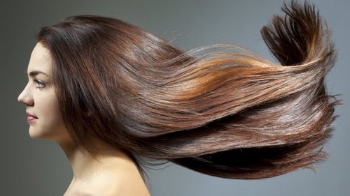 Découvrez la formation coiffure d'Espace Concours, le CAP Coiffure par correspondance.