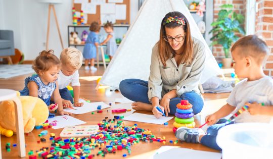 métier d'auxiliaire de crèche