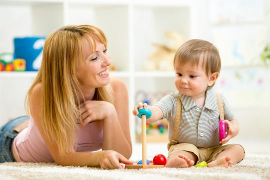 Le diplôme du CAP AEPE est le diplôme de référence pour exercer un métier de la petite enfance.