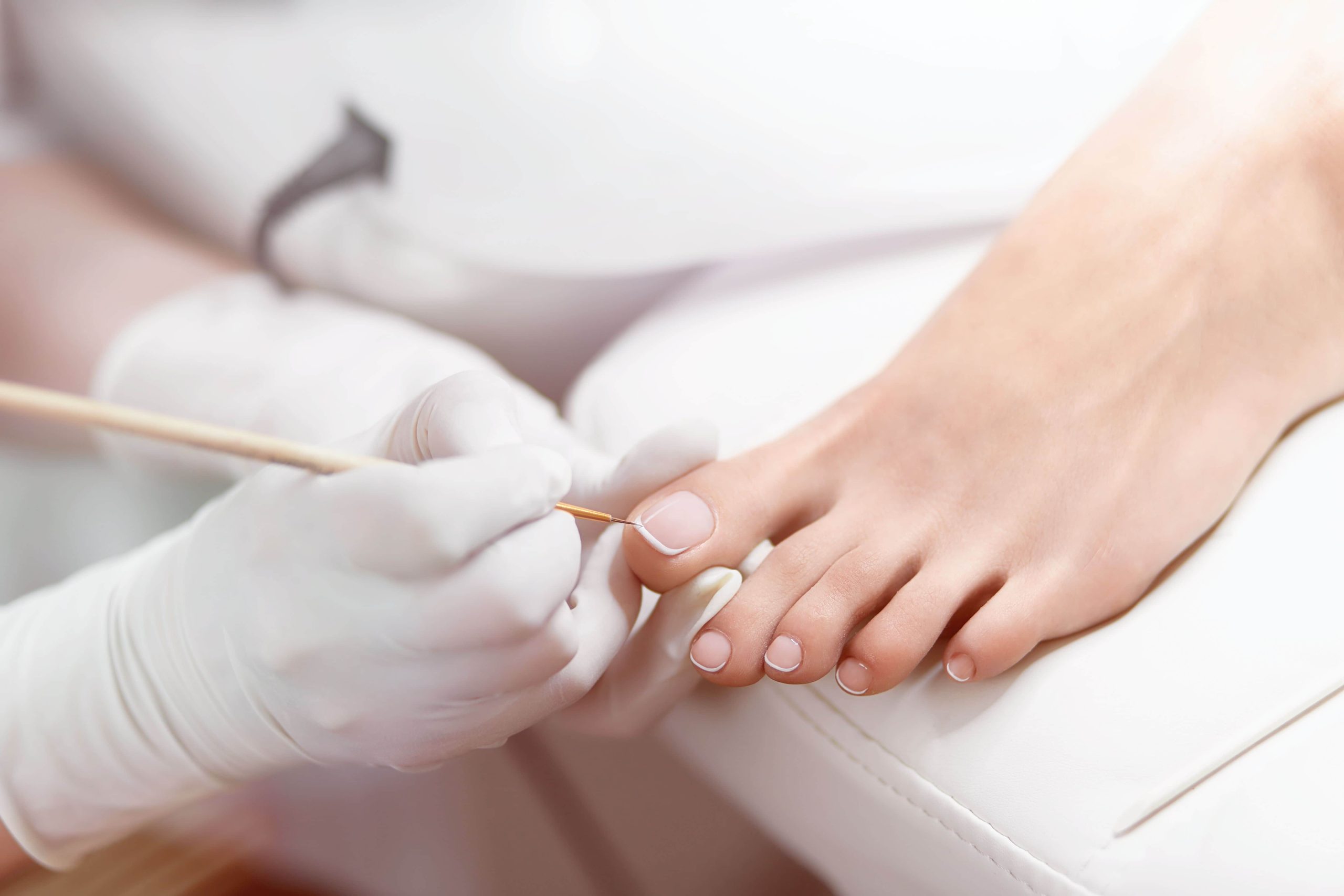 french manucure pieds
