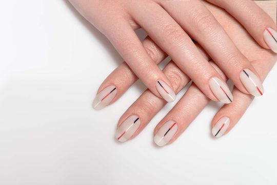 nail art minimaliste