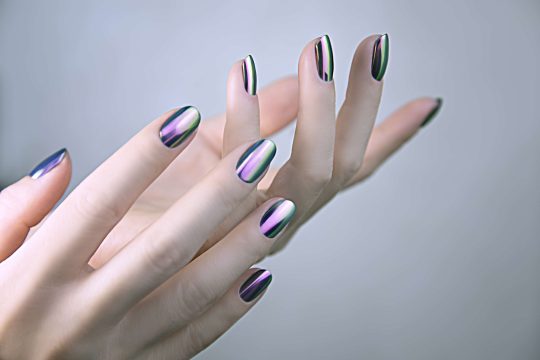 nail art holographique