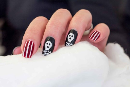 nail-art-gothique-exemples--