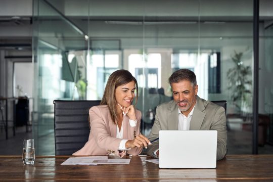 Reconversion-professionnelle-à-50-ans